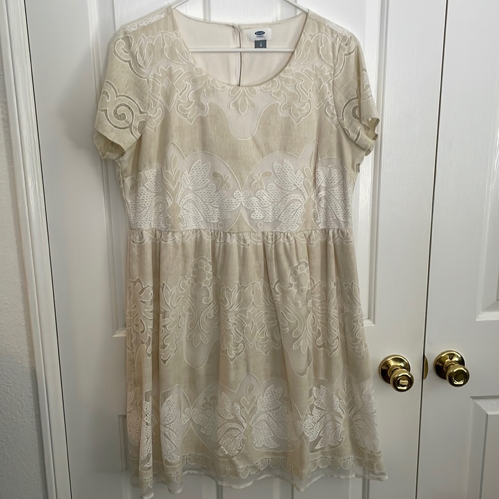 Large old navy dress. Beige with lace on top